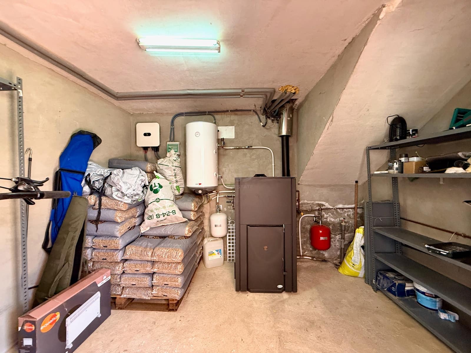 4 sypialnia Dom na sprzedaż w Miasto Guadalajara z basenem garażem - 420 000 € (Ref: 9988045)