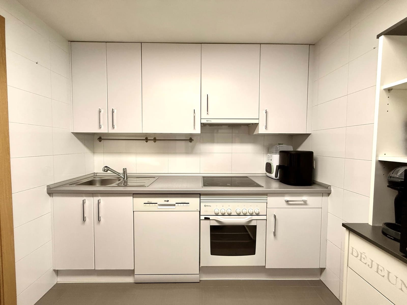 2 Zimmer Apartment zu verkaufen in Madrid Stadt mit Garage - 309.000 € (Ref: 9988047)