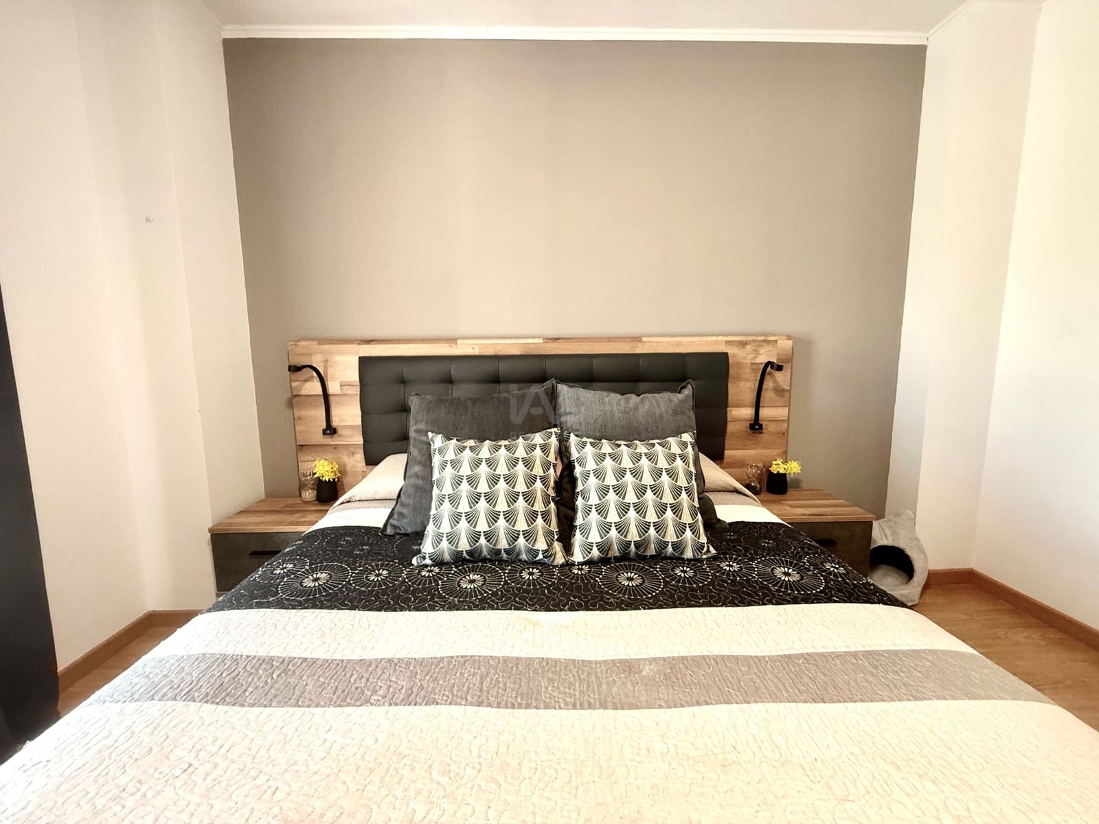 2 Zimmer Apartment zu verkaufen in Madrid Stadt mit Garage - 309.000 € (Ref: 9988047)