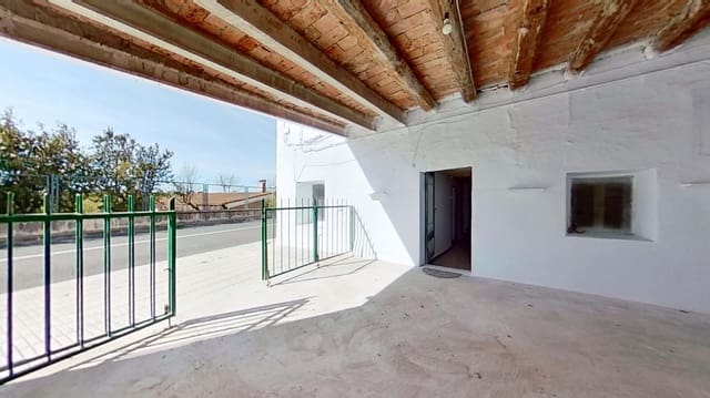 3 soverom Hus til salgs i Tarragona by - € 79 000 (Ref: 9988050)