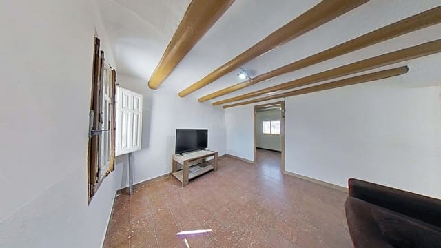 3 soverom Hus til salgs i Tarragona by - € 79 000 (Ref: 9988050)