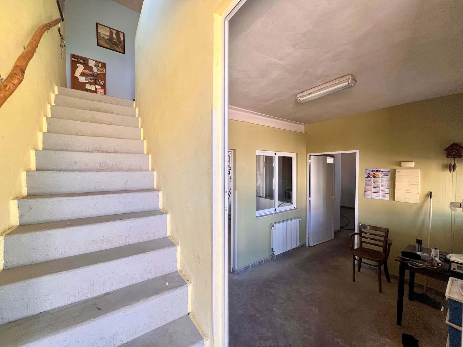 Erhverv til salg i Salamanca by - € 80.000 (Ref: 9988051)