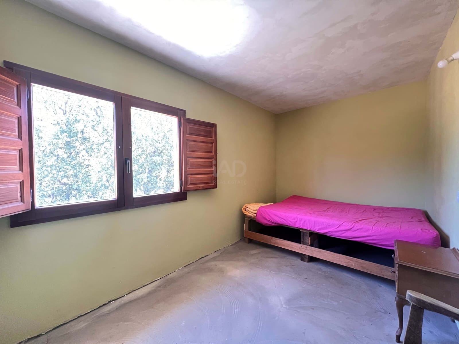 Erhverv til salg i Salamanca by - € 80.000 (Ref: 9988051)