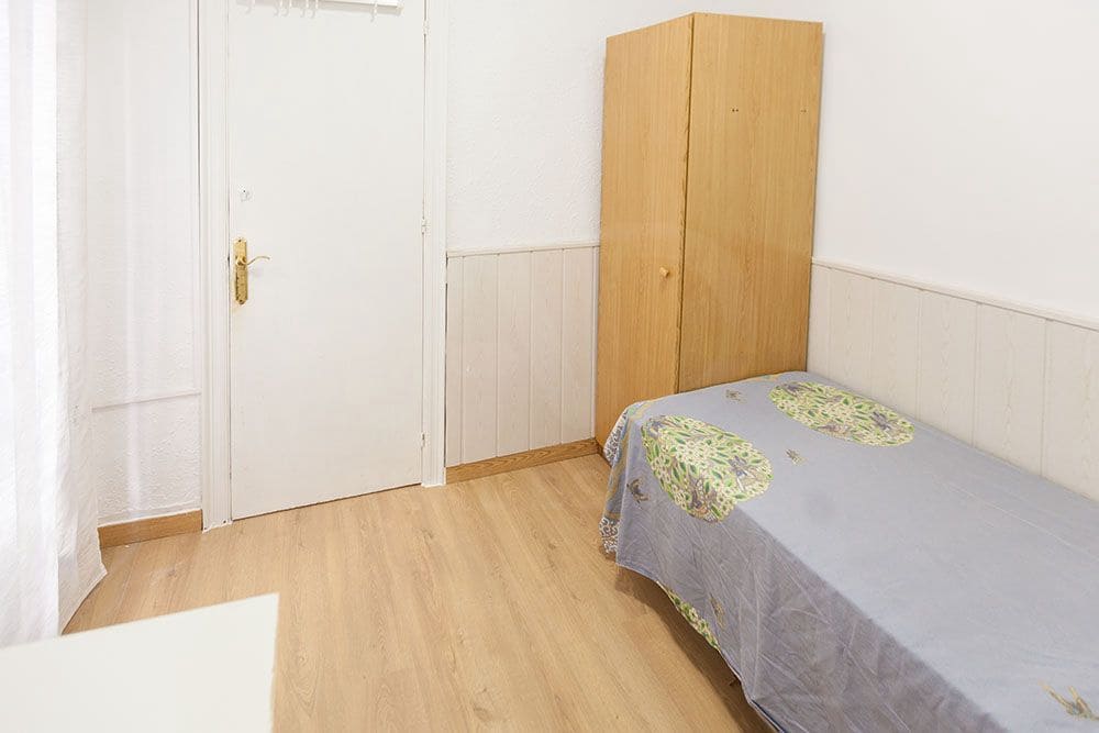 2 Zimmer Apartment zu verkaufen in Barcelona Stadt - 185.000 € (Ref: 9988052)