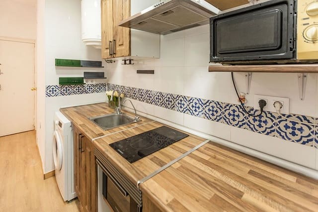 2 Zimmer Apartment zu verkaufen in La Barceloneta, Barcelona Stadt - 185.000 € (Ref: 9988052)
