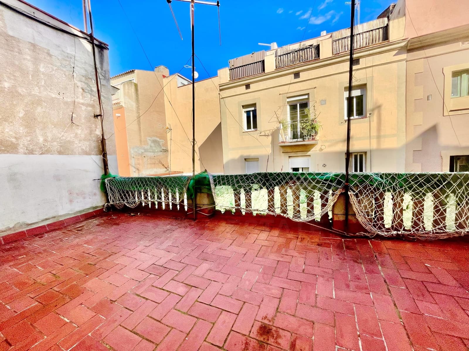 2 Zimmer Apartment zu verkaufen in Barcelona Stadt - 185.000 € (Ref: 9988052)
