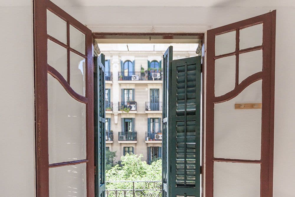 4 chambre Appartement à vendre à Barcelone ville - 398 000 € (Ref: 9988053)