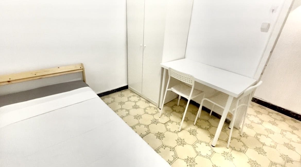 4 chambre Appartement à vendre à Barcelone ville - 398 000 € (Ref: 9988053)