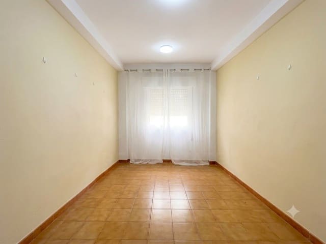 3 soveværelse Lejlighed til salg i Carlos Haya, Málaga by med garage - € 253.000 (Ref: 9988057)