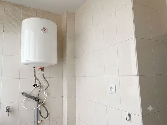 3 soveværelse Lejlighed til salg i Carlos Haya, Málaga by med garage - € 253.000 (Ref: 9988057)