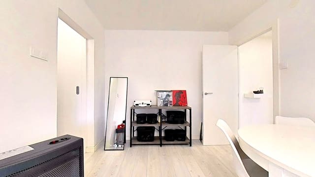 3 Zimmer Apartment zu verkaufen in Tarragona Stadt mit Garage - 143.000 € (Ref: 9988059)