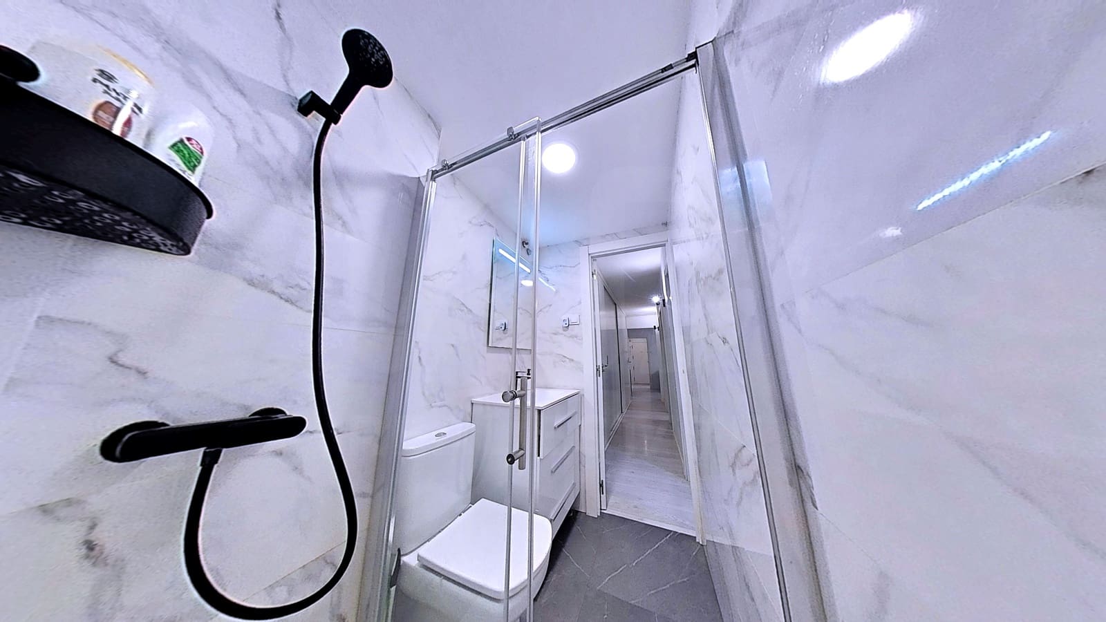 3 bedroom Apartment for sale in Tarragona city with garage - € 143,000 (Ref: 9988059)