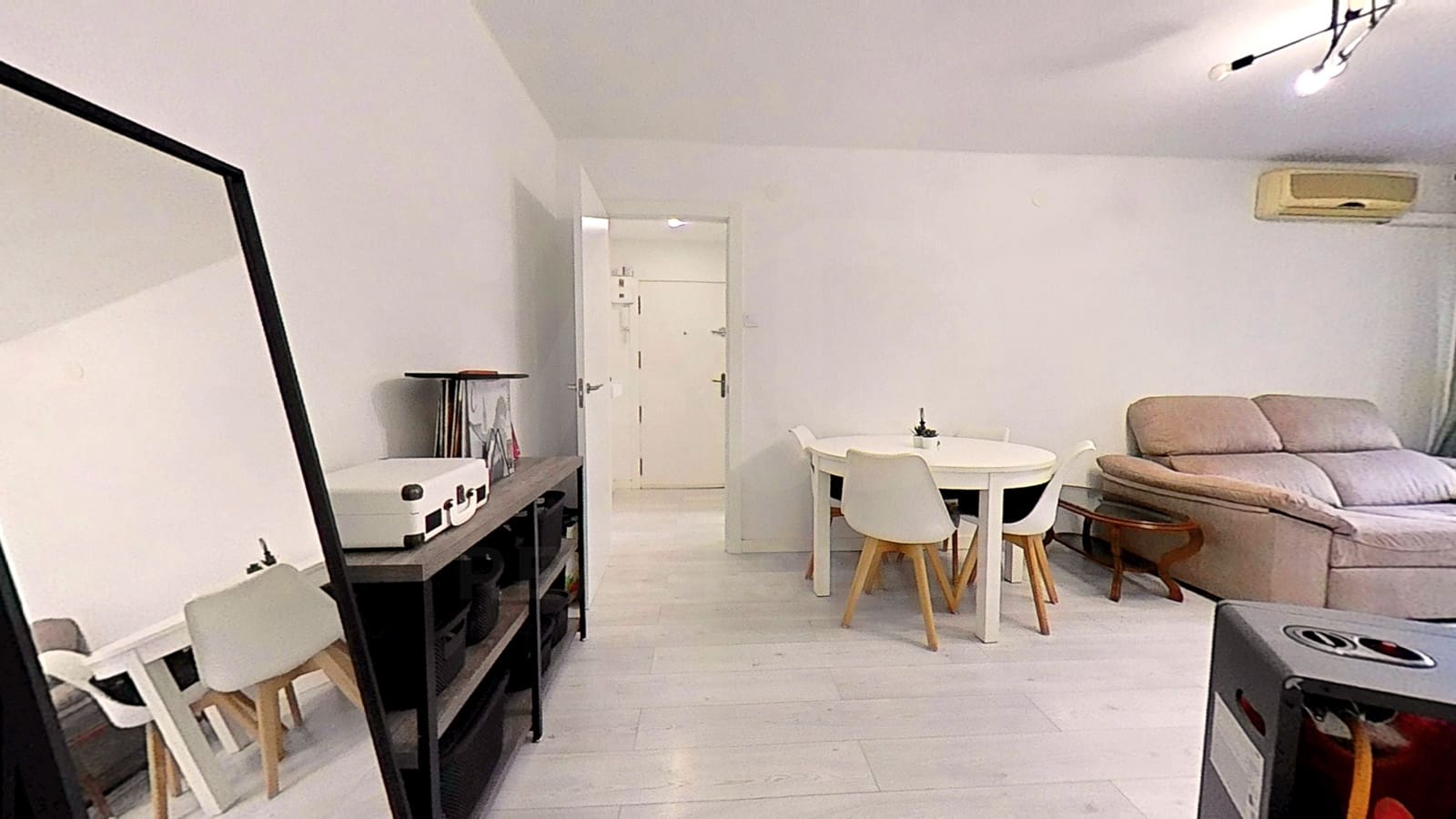 3 bedroom Apartment for sale in Tarragona city with garage - € 143,000 (Ref: 9988059)
