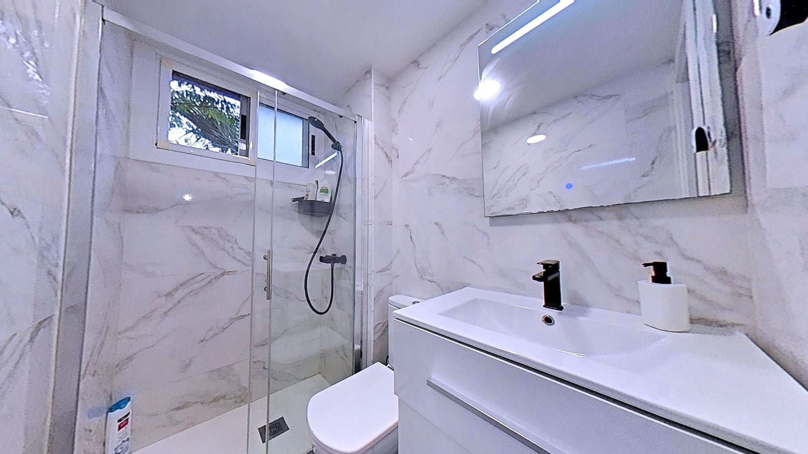 3 bedroom Apartment for sale in Tarragona city with garage - € 143,000 (Ref: 9988059)
