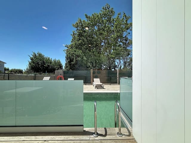 Local Comercial en Pontevedra ciudad en venta con piscina - 1.250.000 € (Ref: 9988062)