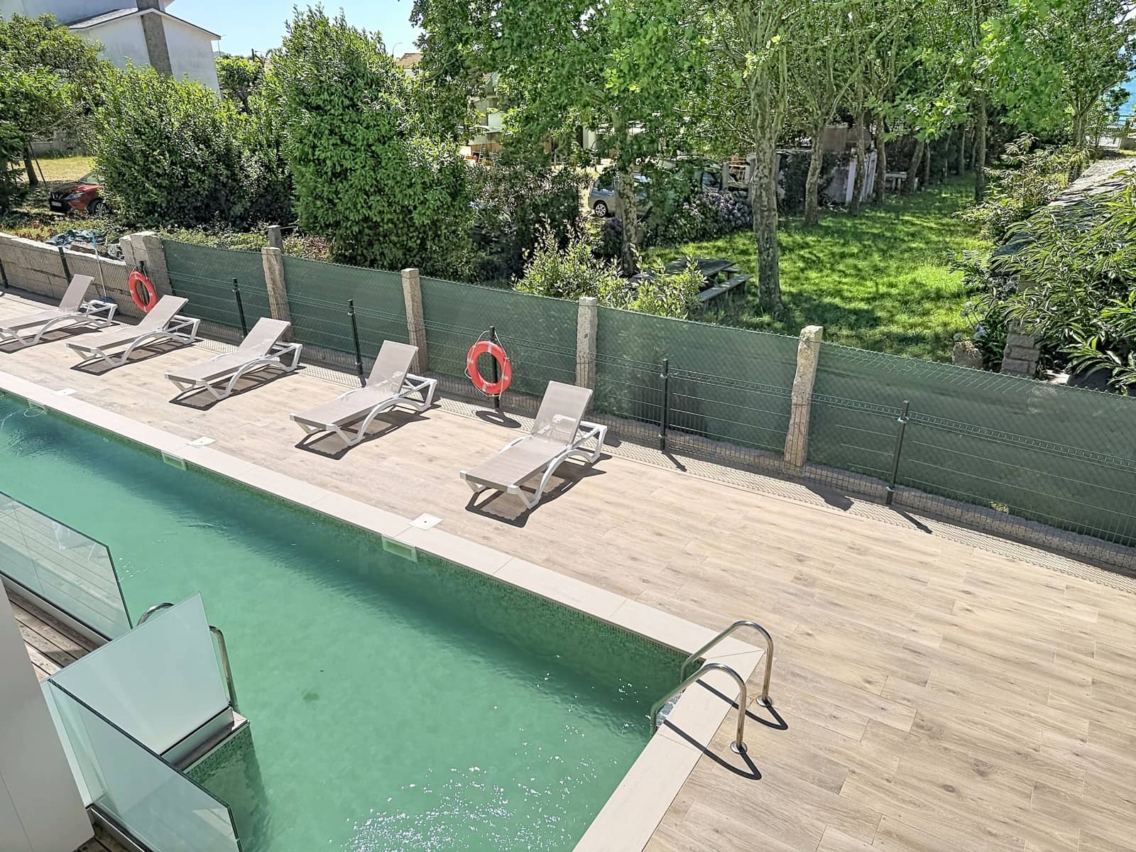 Commercieel te koop in Pontevedra stad met zwembad - € 1.250.000 (Ref: 9988062)