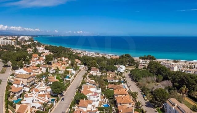 Byggetomt til salgs i Tarragona by - € 4 400 000 (Ref: 9988066)