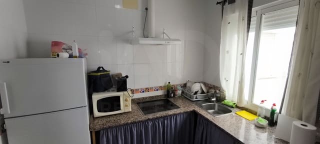 3 bedroom Apartment for sale in Huelva city - € 95,000 (Ref: 9988067)
