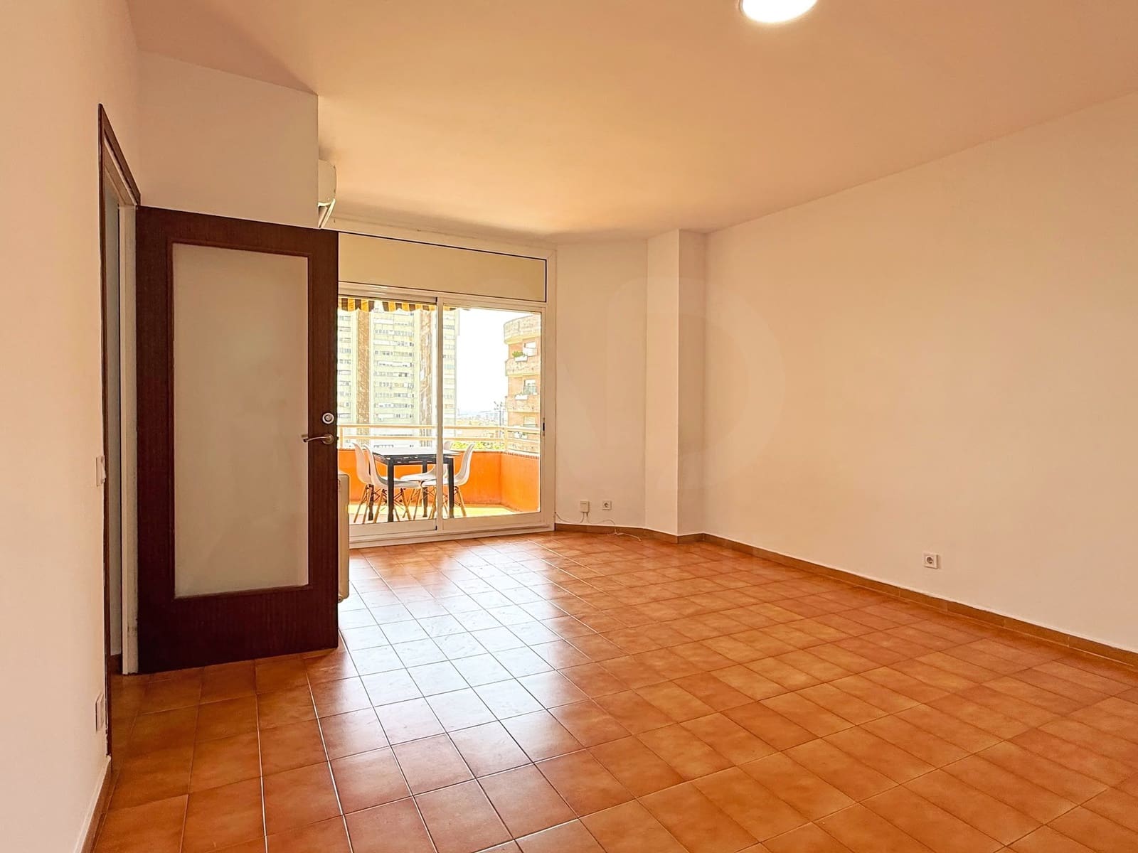 3 soveværelse Penthouse til salg i Barcelona by - € 585.000 (Ref: 9988070)