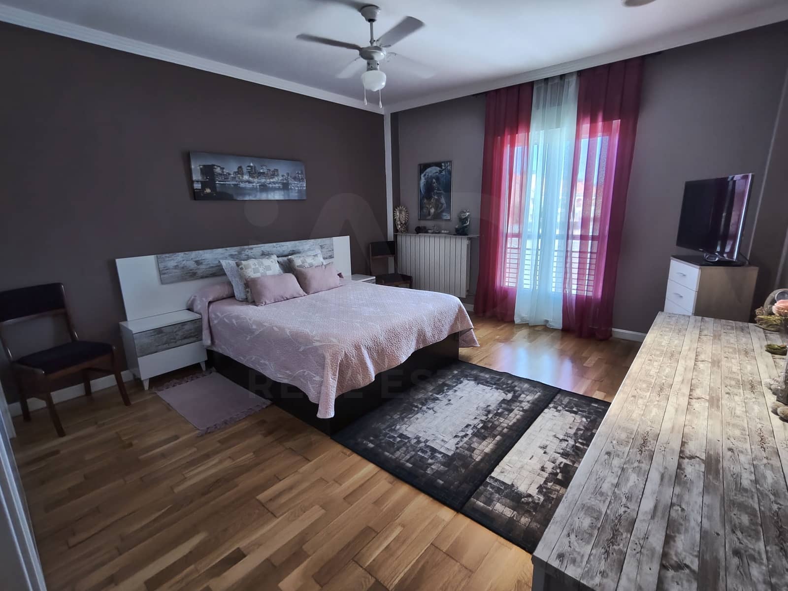 4 slaapkamer Huis te koop in Salamanca stad met zwembad garage - € 275.000 (Ref: 9988071)