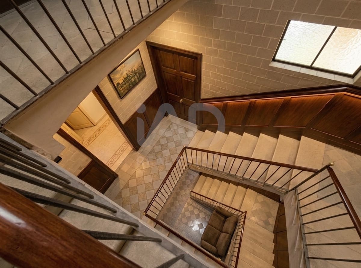 Gewerbe zu verkaufen in Barcelona Stadt - 1.998.000 € (Ref: 9988072)