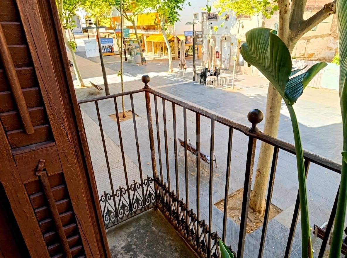 Gewerbe zu verkaufen in Barcelona Stadt - 1.998.000 € (Ref: 9988072)