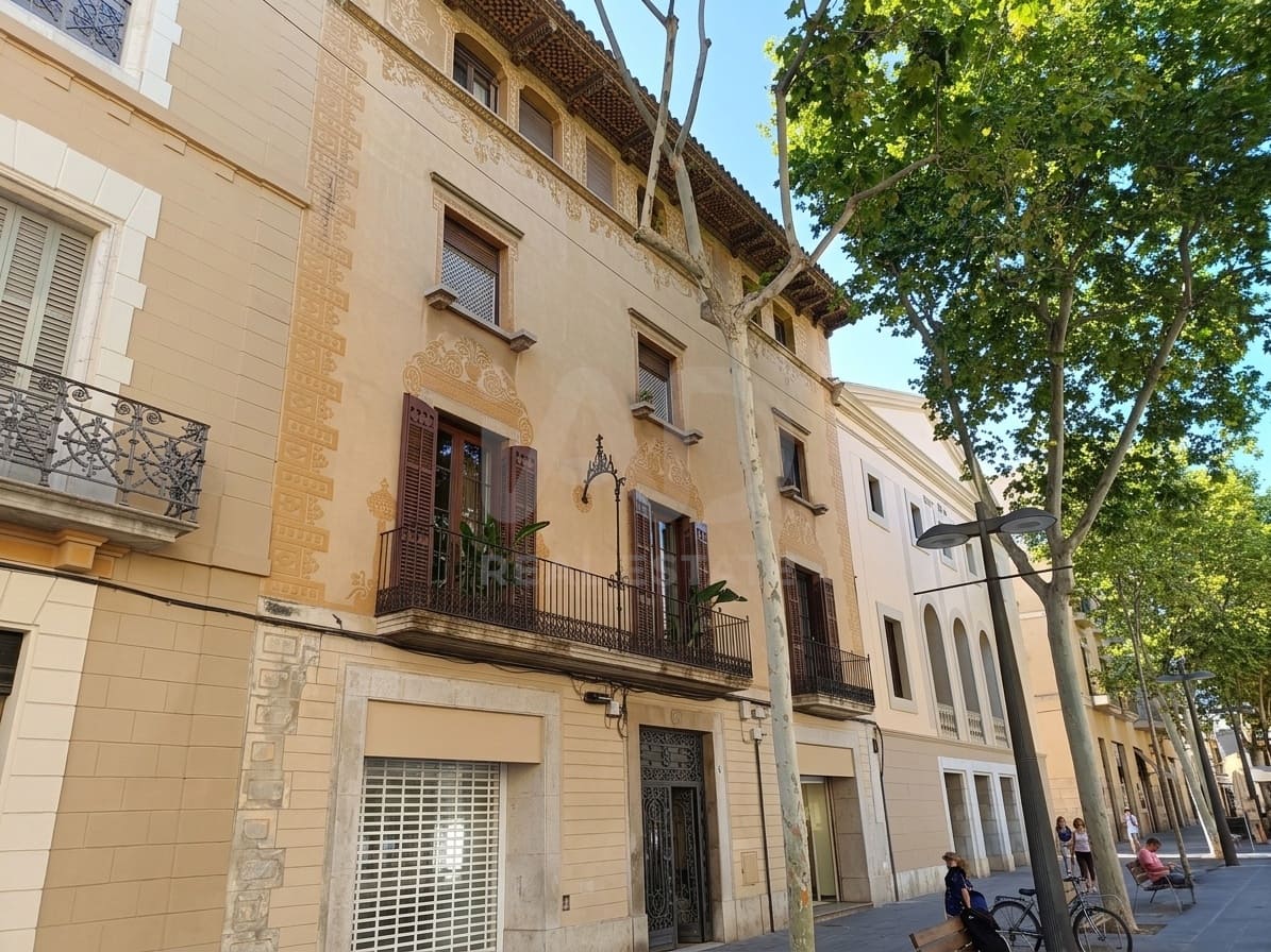 Gewerbe zu verkaufen in Barcelona Stadt - 1.998.000 € (Ref: 9988072)