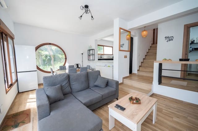 Adosado de 4 habitaciones en Santa Eulalia / Santa Eularia en venta - 779.467 € (Ref: 9988074)