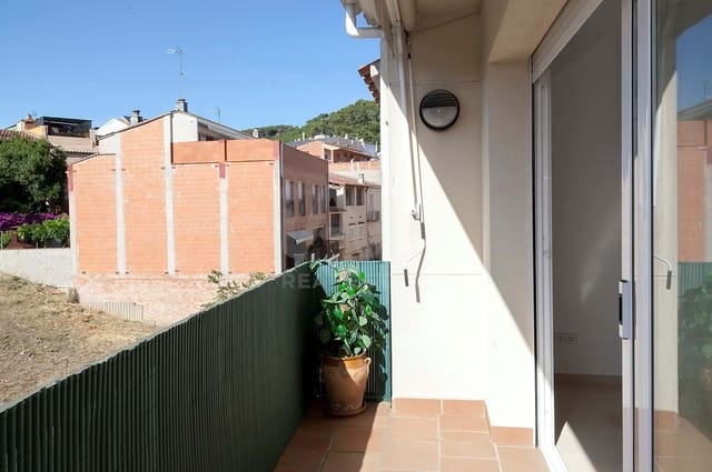 4 Zimmer Apartment zu verkaufen in Arenys de Munt - 350.000 € (Ref: 9988076)