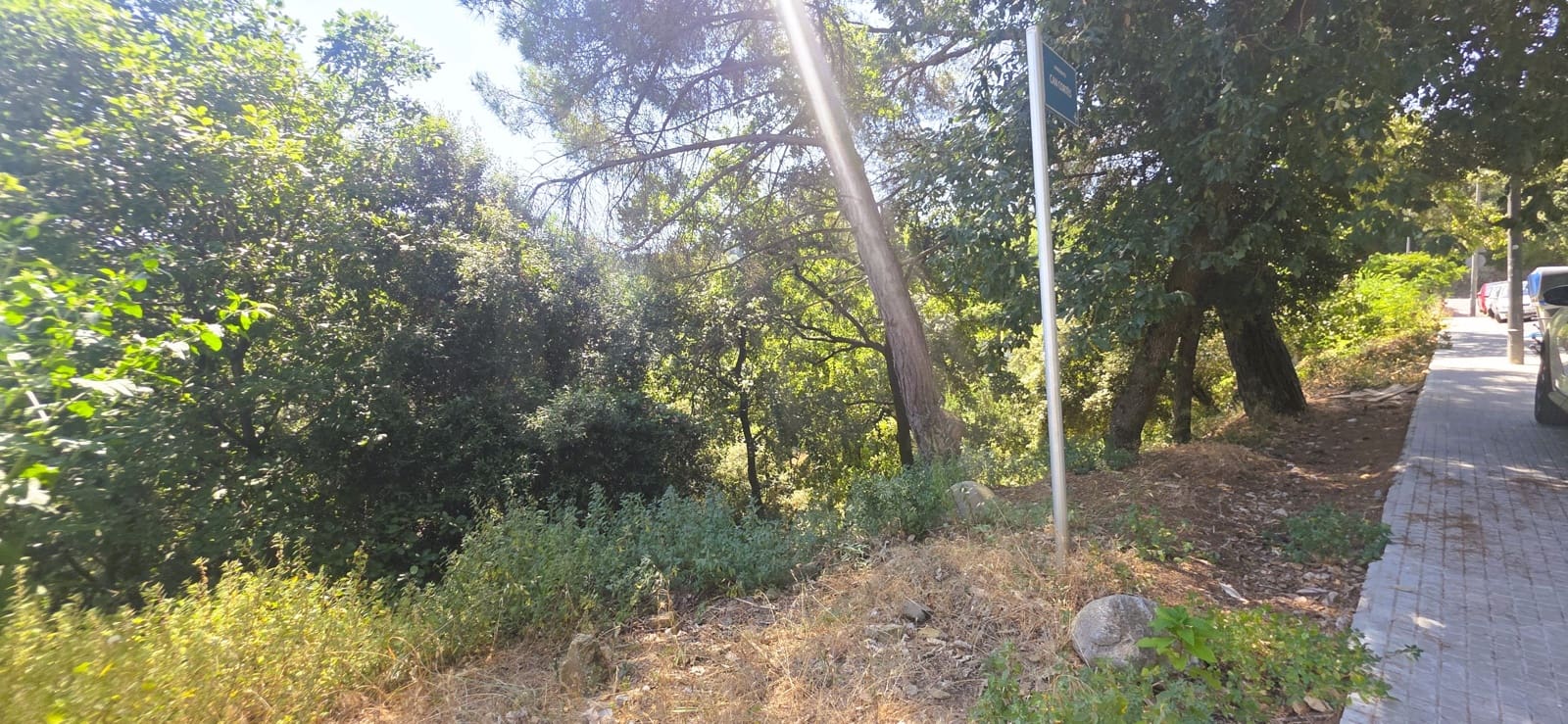 Building Plot for sale in Barcelona city - € 230,000 (Ref: 9988077)