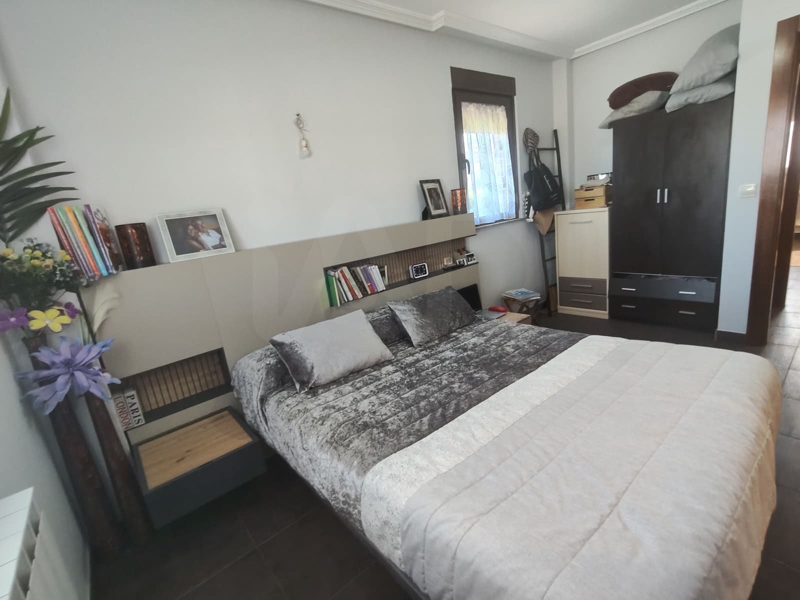 4 slaapkamer Huis te koop in Salamanca stad met zwembad garage - € 350.000 (Ref: 9988079)