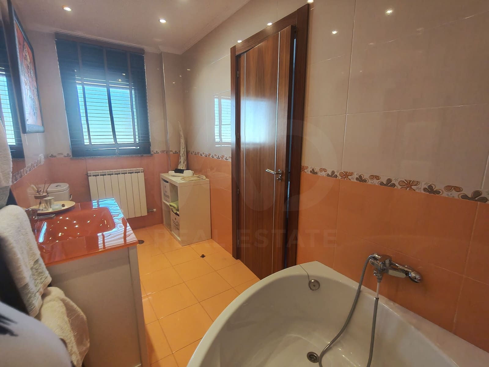 4 slaapkamer Huis te koop in Salamanca stad met zwembad garage - € 350.000 (Ref: 9988079)