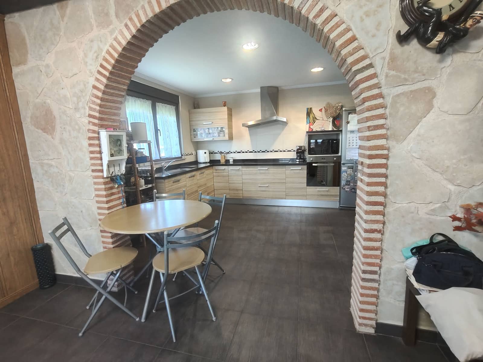 4 slaapkamer Huis te koop in Salamanca stad met zwembad garage - € 350.000 (Ref: 9988079)