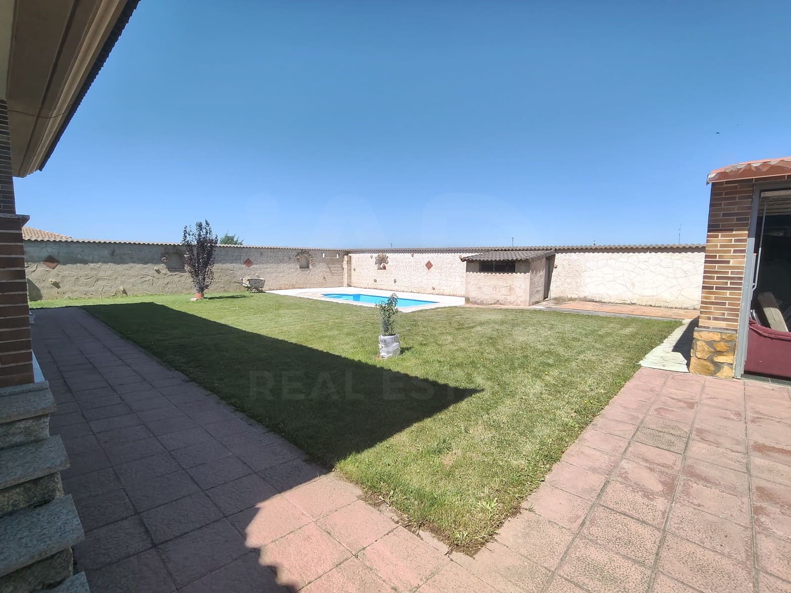 4 slaapkamer Huis te koop in Salamanca stad met zwembad garage - € 350.000 (Ref: 9988079)
