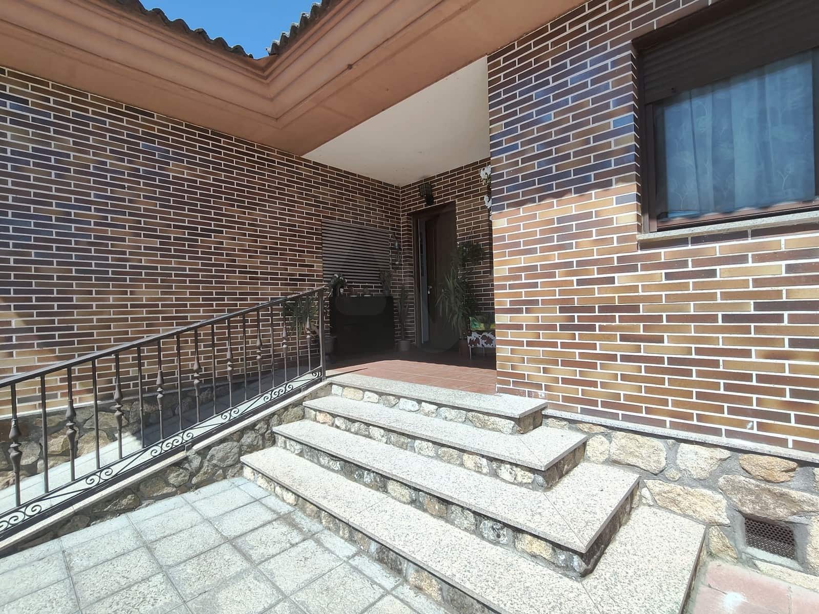 4 slaapkamer Huis te koop in Salamanca stad met zwembad garage - € 350.000 (Ref: 9988079)