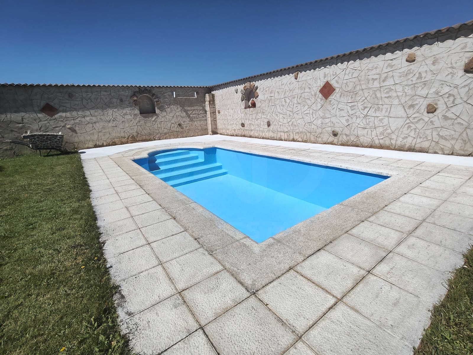 4 soverom Hus til salgs i Salamanca by med svømmebasseng garasje - € 350 000 (Ref: 9988079)