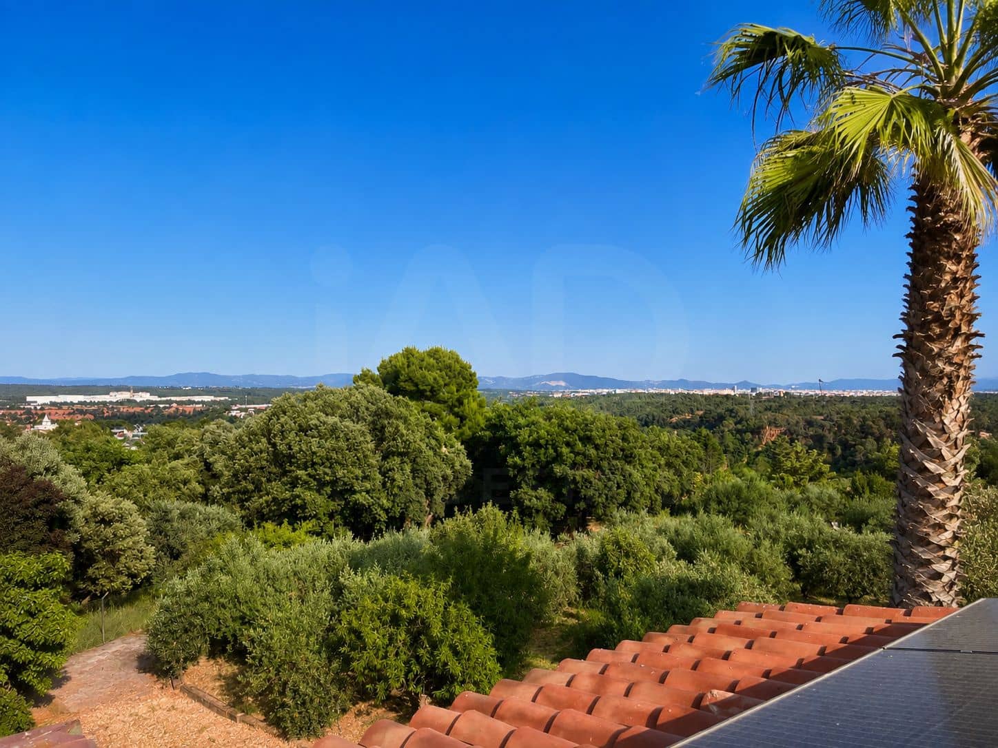 4 bedroom Townhouse for sale in Terrassa with pool - € 715,500 (Ref: 9988080)