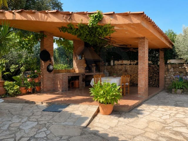 4 sypialnia Dom na sprzedaż w Terrassa z basenem - 715 500 € (Ref: 9988080)