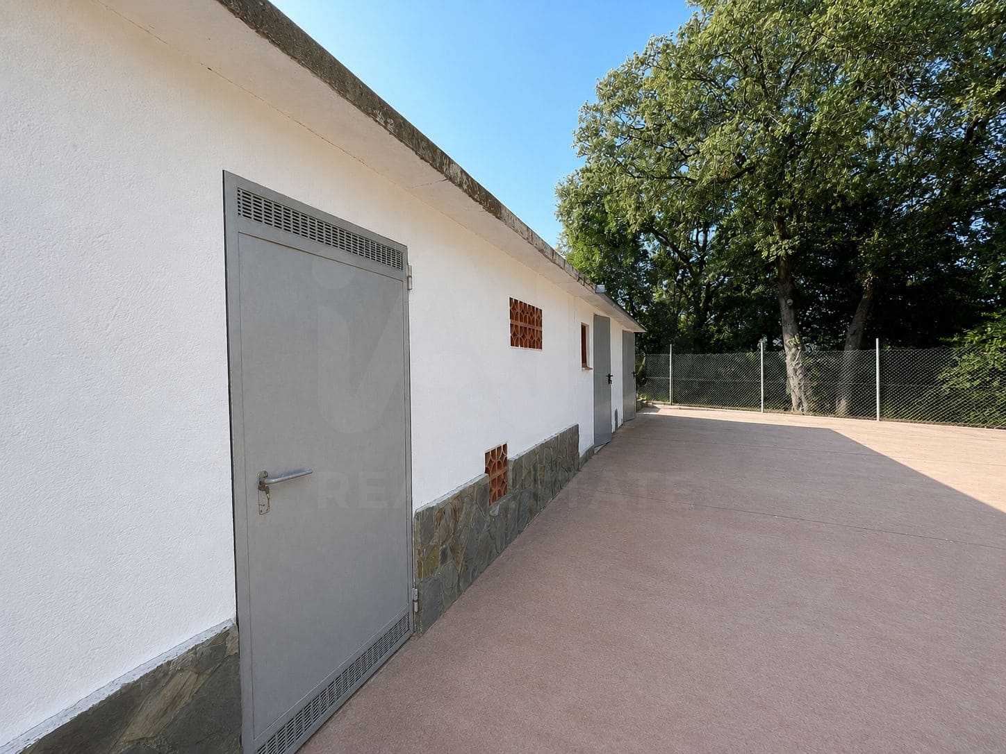 4 Zimmer Haus zu verkaufen in Terrassa mit Pool - 715.500 € (Ref: 9988080)