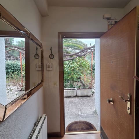 4 Zimmer Haus zu verkaufen in Madrid Stadt mit Garage - 314.000 € (Ref: 9988081)