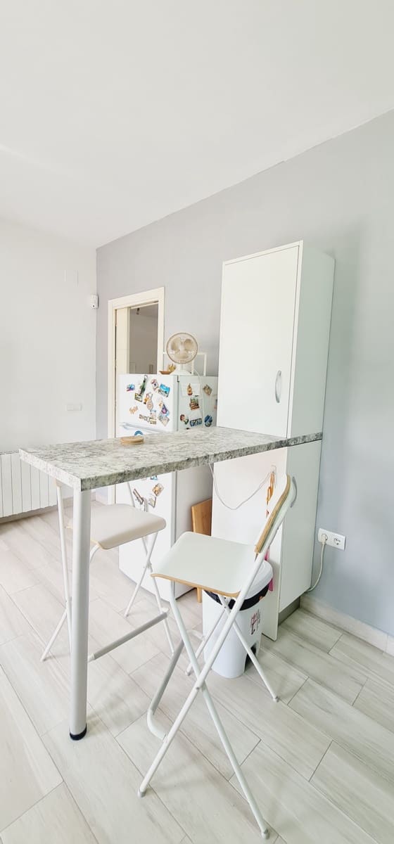 4 sypialnia Dom na sprzedaż w Pinos de Alhaurin z basenem garażem - 625 000 € (Ref: 9988084)