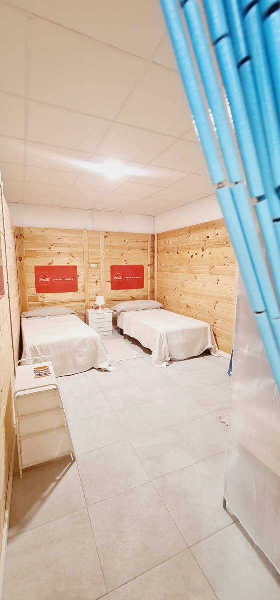 4 sypialnia Dom na sprzedaż w Pinos de Alhaurin z basenem garażem - 625 000 € (Ref: 9988084)