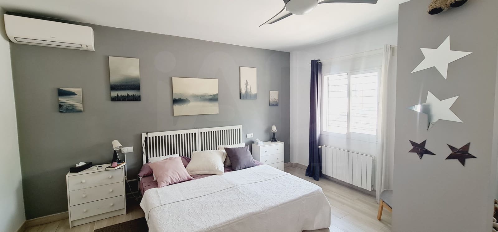 4 sypialnia Dom na sprzedaż w Pinos de Alhaurin z basenem garażem - 625 000 € (Ref: 9988084)