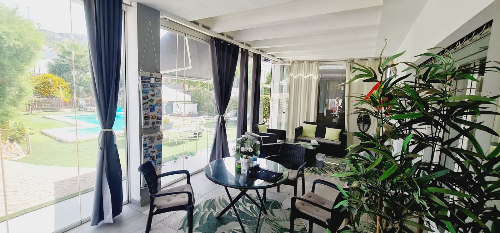 4 sypialnia Dom na sprzedaż w Pinos de Alhaurin z basenem garażem - 625 000 € (Ref: 9988084)