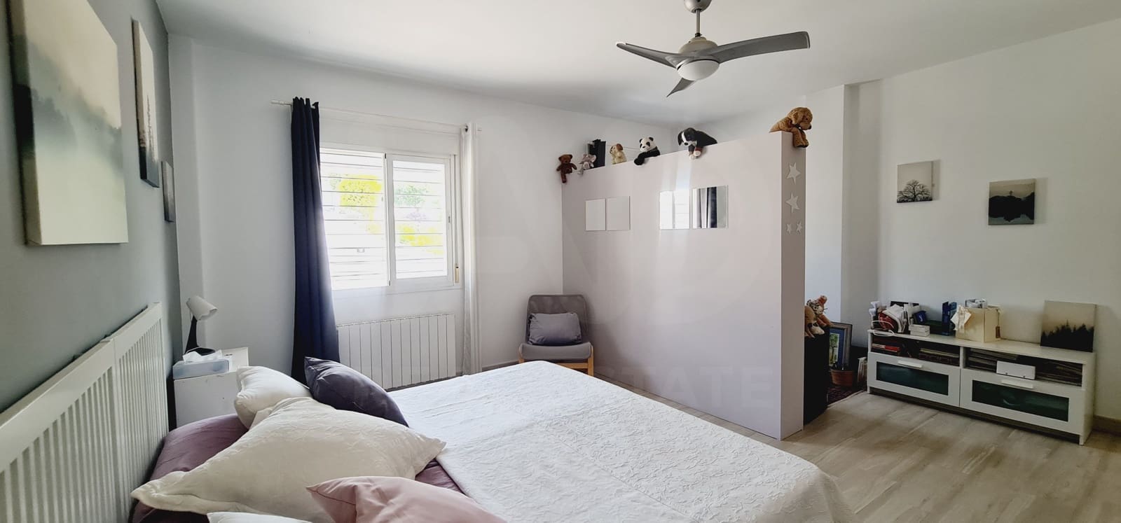 4 sypialnia Dom na sprzedaż w Pinos de Alhaurin z basenem garażem - 625 000 € (Ref: 9988084)