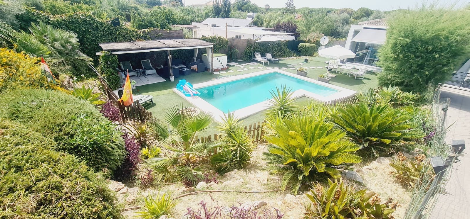 4 sypialnia Dom na sprzedaż w Pinos de Alhaurin z basenem garażem - 625 000 € (Ref: 9988084)