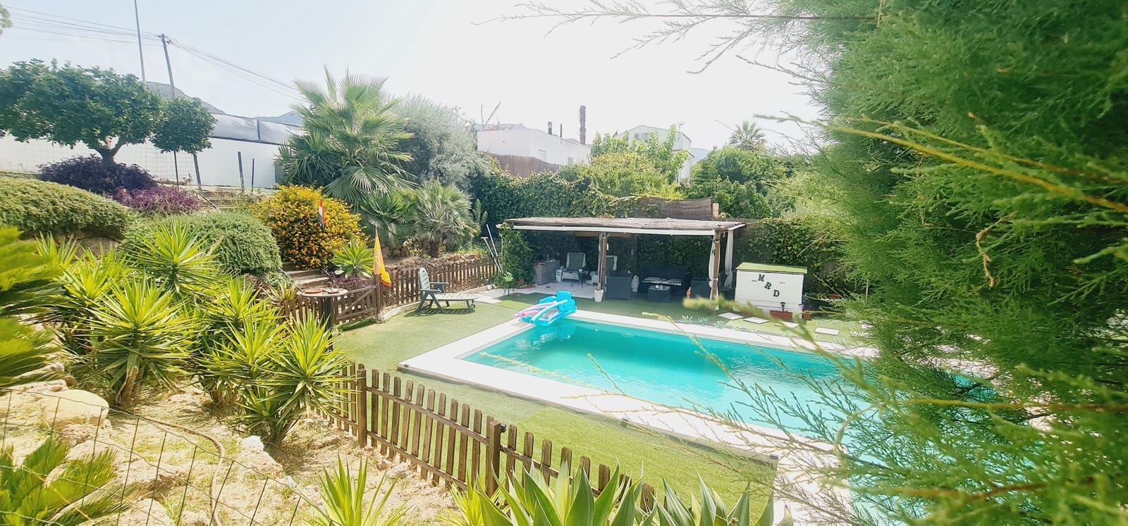 4 sypialnia Dom na sprzedaż w Pinos de Alhaurin z basenem garażem - 625 000 € (Ref: 9988084)