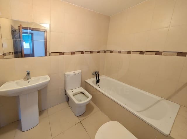 Apartamento de 2 habitaciones en Granadilla de Abona en venta con garaje - 175.000 € (Ref: 9988087)