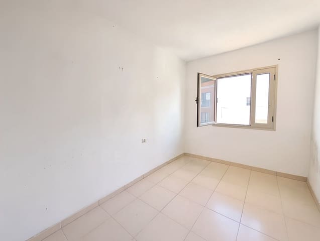 Apartamento de 2 habitaciones en Granadilla de Abona en venta con garaje - 175.000 € (Ref: 9988087)