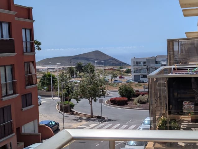 Apartamento de 2 habitaciones en Granadilla de Abona en venta con garaje - 175.000 € (Ref: 9988087)